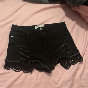 High rise Mudd black stretchy denim shorts